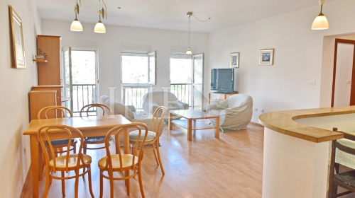 Comfortable apartment app. 90 m2 | Beautiful sea view | Wanted location near amenities - Dubrovnik